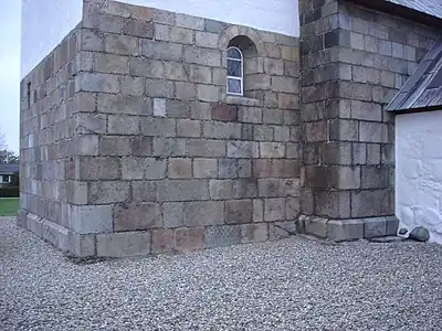 Østerbølle Kirke Skakbrætsten