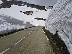 1 km fra toppen på den franske side (24. maj 2017)