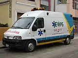 Peugeot Boxer (type 244, 2002−2006) som ambulance i Lima.