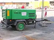 En kompressor XAS 66 fra Atlas Copco malet i kundetilpassede farver.