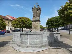 Springvand med en skulptur af  Kyril og Methodius