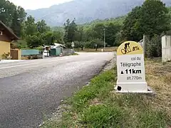 Første skilt med stigningens data set fra Maurienne-dalen