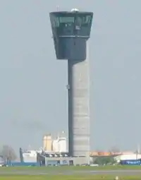 Kontroltårnet i Københavns Lufthavn i Kastrup. (2004)