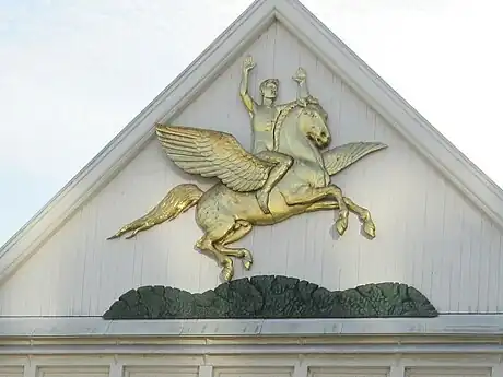 Pegasus. Udsmykning i gavltrekant