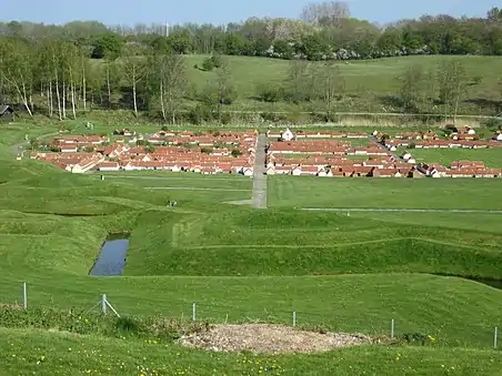 Minibyen uden sne, 26. april 2014