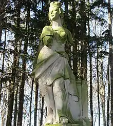 Statue i Dyrehaven af Margaretha Waldemarsdatter udført af Simon Carl Stanley