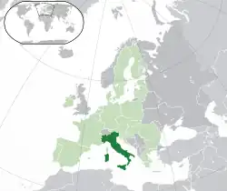  Italiens placering  (mørkegrøn)– på det europæiske kontinent  (lysegrøn og mørkegrå)– i den Europæiske Union  (lysegrøn)  –  [Forklaring]