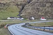 Hovedvej nr. 11 passerer Vatnsoyrar