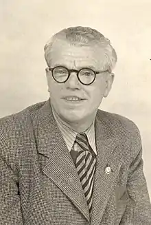 Palm Jensen's daughter (Ellen), was my Grandmother. This is a family picture.