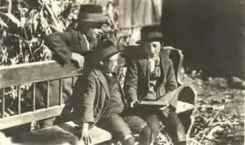 Harediske drenge, Polen, postkort ca. 1915