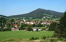 Udsigt over  den sydlig del af Hausham set fra vest