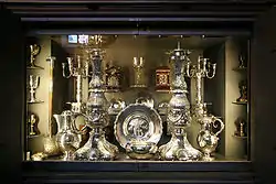 Kirkesølvet i boksen.