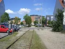 Efter Sønderbrogade er skinnerne taget op på et stykke