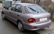 Hyundai Accent femdørs (1994–1997)