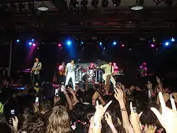 Jonas Brothers performer ved en koncert i Mexico, 18. april 2008