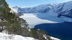 Vinter i Kjerfjorden