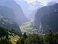 Lauterbrunnental set fra Wengen (med Staubbachfall)