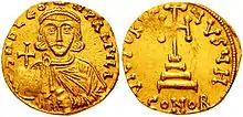 Obverse and reverse of gold coin, with a bearded crowned man holding a globus cruciger and a cross on four steps