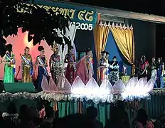 Vindere af Noppamats Queen beauty contest ved Big Buddha på Koh Samui (2005)