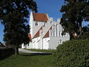Lundtofte Kirke fra øst - sydøst