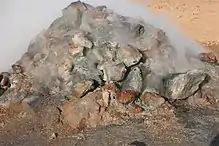 Solfataraerne har mange forskellige farver