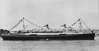 MS Piłsudski i New York.