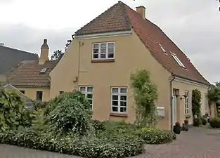 Næsby: Banevænget 1A