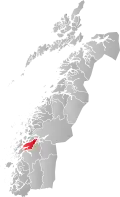 Leirfjords beliggenhed