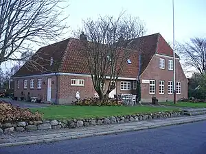 Nørre Felding: Idrætsvej 9