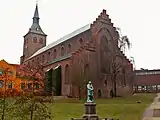 Den gotiske Sankt Knuds Kirke i Odense (1300).