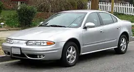 Oldsmobile Alero introduceret i 1998. Bilen blev i Europa solgt under Chevrolet-mærket