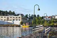 Fergen «Ole III» ved kaj ved Husøy. Foto: Peter Fiskerstrand