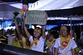 Demonstranter ved Government House i Bangkok.