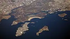 Pelham Bay Park i Bronx med Hart Island øst for City Island