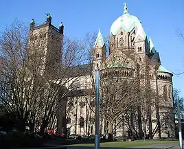 Kirken Quirinus-Münster i Neus