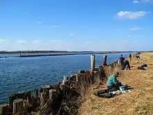 Randers Fjord, lystfiskere v. Voer, Kanaløen