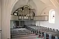Kirkens indre med orglet