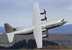 Et af det norske luftvåbens Lockheed Martin C-130J Hercules 4 motors turboprop transport-fly