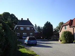 Søndenbro: Søndenbro 12