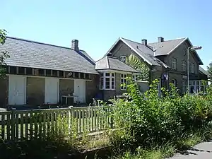 Sandved: Jernbanevej 7