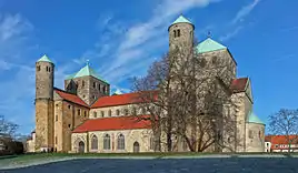 Kirken Michaeliskirche er en af de flotteste tyske kirker i romansk stil