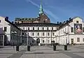 Södra stadshuset med en del af Ryssgården i forgrunden.