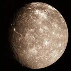 Titania set fra Voyager 2 den 24. januar 1986