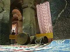 Trommer i en kirke i Lalibela