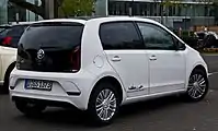 Volkswagen high up! femdørs (2016−) bagfra