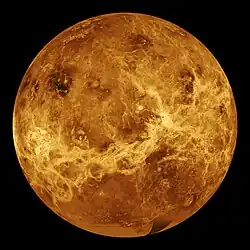 Mosaik af radar-billeder der viser Venus uden denstætte atmosfære. Udarbejdet af NASA/JPL.