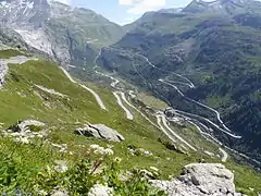 Furkapasset set fra Grimselpasset