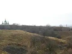 Rester af de middelalderlige forsvarsmure i byen.