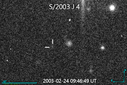 Animation af billederne, hvorved S/2003 J4 blev opdaget