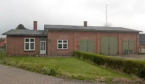 Arnum (remise): Vinkelvej 1A